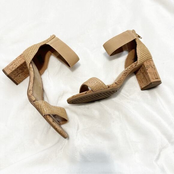 A2 by Aerosoles Tan Suede Block Heel Sandals with Ankle Strap size 6 - Picture 6 of 10